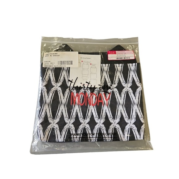 Thirty-One Oh-Snap Pocket - Picture 4 of 10